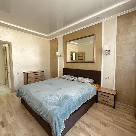 In Khmelnytsky Street *