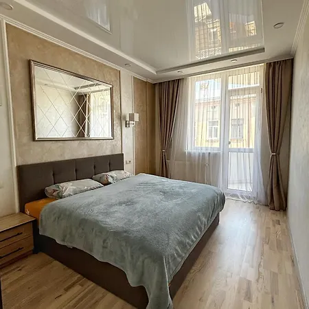 Apartment In Khmelnytsky Street